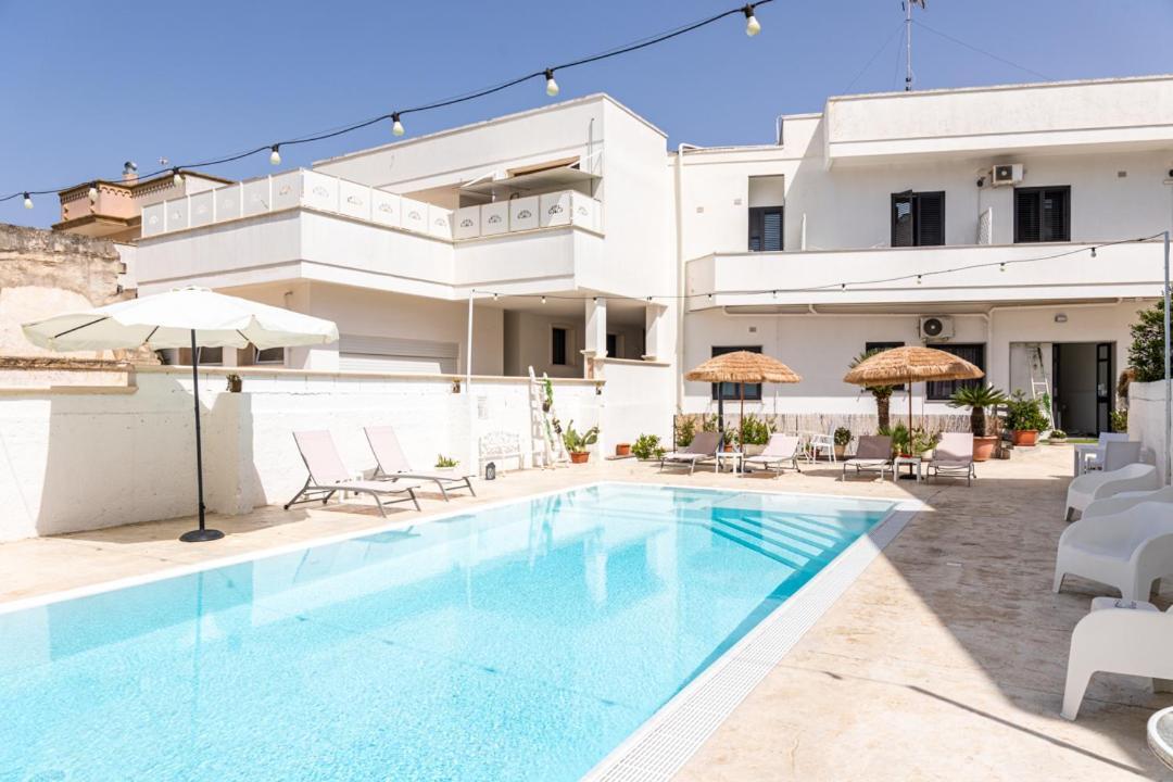 La Gemma Del Salento Rooms&Apartments Racale Exterior foto